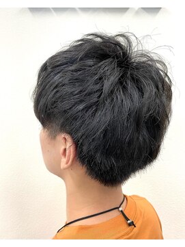 ステア ケース(stair case) ツーブロック トップポイントパーマ ,ナチュラル マッシュ