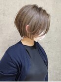 30代、40代/丸みとくびれショートボブ×アッシュベージュ/大宮