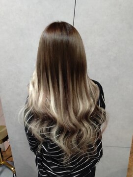 ニーナ ビューティーサロン(NINA Beauty Salon) #プルエクステ#グラデーション