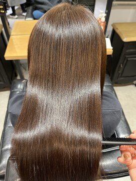 ライフ(LIFE) 髪質改善ヘアエステ/縮毛矯正/ストレート/イメチェン/フェミニン