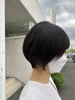 マカロンコワフュールドウシワカマル(macaron coiffure de ushiwakamaru) ショート