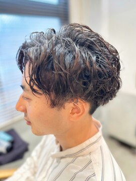 リラン 大宮(Lilan) センターパート/ツーブロック/カルマパーマ[大宮駅]