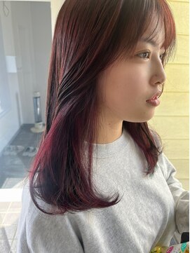 フリーク(FLEEK) セミロング、韓国風レッド系カラー