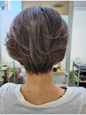 ショートボブ