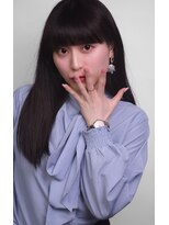 アンアタッシュ(UNE ATTACHE) 漆黒×静寂 まとったのは、強さとやさしさのバランス