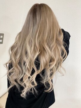 アフィナー(Afinar) 【横浜/横浜駅】大人可愛い♪巻き下ろしスタイル