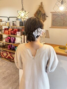 ナビ(nabi) シニヨンスタイル