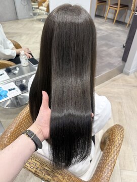 【関日葉里】オリーブベージュ