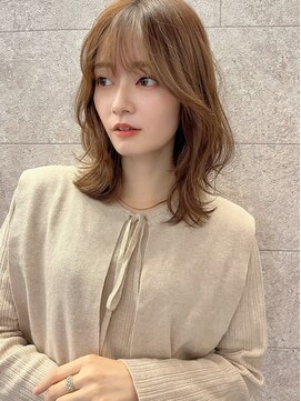 ガレリアエレガンテ 尾張旭店(GALLARIA Elegante) ミディアムレイヤー/ミルクティーブラウン/韓国ヘア