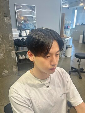 リラクオーレメンズ(LIRA CUORE men's) ナチュラルセンターパート