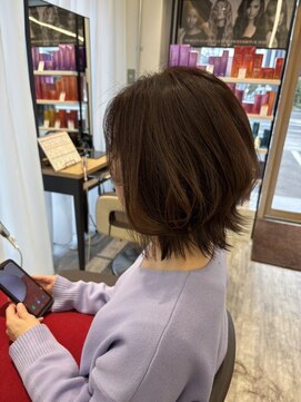 ウイ バイ ファースト 北四番丁店(u'i by first) ベージュブラウン×くびれショートボブ