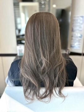 ヘアーサロン アドア(Hair Salon adoa) グレージュ