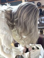 ブレイズヘアー(BLAZEhair) 【外国人風ドーリーカラー】ミルクティグレージュ×ブリーチ3回