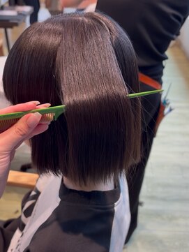 ジップ 浜田店(zip) うるツヤストレート×10代ナチュラルボブ