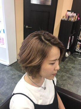 ヒスヘアー クリエイティブスペース(hys hair creative space by lauto) ショートグラデーションボブ
