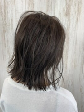 ルービック(Rubik's) 外人風外ハネウエットボブグレージュアッシュtokumi