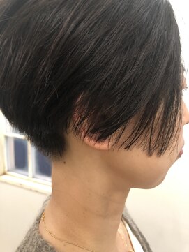 ネイロ(NE/LO) エッジの効いたショート