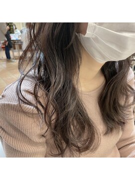 プリマ 新宿(PRIMA) ハイレイヤーロング-Ash color-　prima 新宿