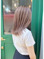 プチメゾントウキョウ(Petit Maison Tokyo)&nbsp;ミルクティグレージュ_切りっぱなしロブ