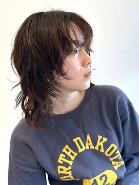 ローネス(LONESS) ウルフヘア　パーマスタイル　ウルフパーマ　パーマ女子