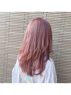 チトセ美容室(chitose) ハイトーンピンクとブラックデザインカラ
