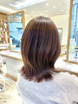シュヴー 浦安店(CHEVEUX) トープグレージュ/明るい白髪染め/外ハネボブ/30代/40代