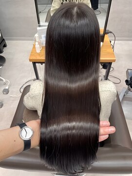 シャルムバイケンジ(Charm.by KENJE) 銀座髪質改善レイヤーカット白髪ぼかしハイライト縮毛矯正有楽町