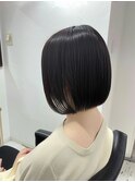 美シルエット　ワンレンボブ