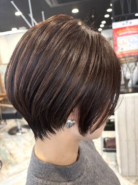 リノナ(Linona) ロングショートワンカールパーマカーキグレージュ前髪錦糸町