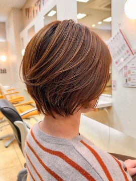 マーリィ イオン久里浜店(AEON) 丸みショート