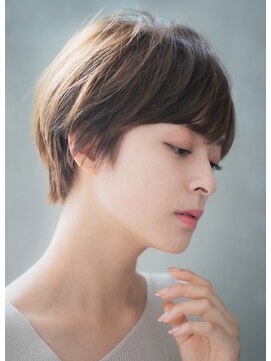 リル 8F 銀座(Rire) 【Rire-リル銀座-】美シルエット☆ハンサムショート