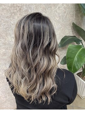 ソワンドゥブレス 瓜破店(soin de brace) 外国人風バレイヤージュ