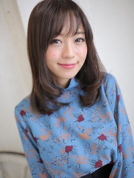 アグ ヘアー ズニ 新潟東区店(Agu hair zuni) 透けバング＆デザインカラーで美人ストレート