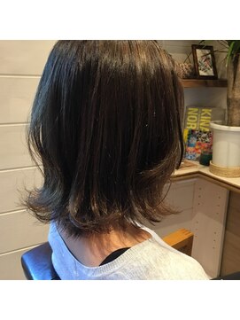 ラレイ(Lalei) *カーキベージュ ブリーチなしのカラー アディクシーカラー