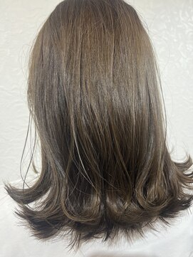 デイトゥデイトゥルーカラーズ(DAY TO DAY true colors) オリーブグレージュ♪