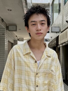 ヒュージ 三軒茶屋(huge) ツイストスパイラル/束感ショート/スパイキーショート