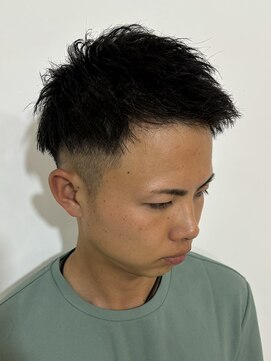 アヴァンス 神戸元町(AVANCE) アップバングショート