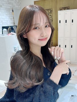 アフロート ルヴア(AFLOAT RUVUA) 20代30代40代大人かわいいロングヘア