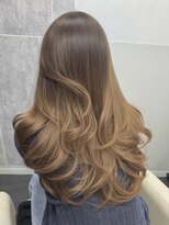 アマトウキョウ アユンチェ(AMA TOKYO×AYUNCHE)&nbsp;レイヤーカット　ベージュカラー　グラデーションカラー