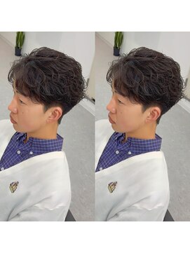 ブライト(BRIGHT) センターパートラルフカール