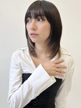 ココ 原宿(KOKO) 黒髪小顔クラゲヘアーオリーブグレーココアベージュレイヤー