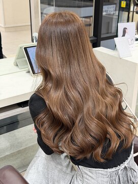 タヤ 大阪上本町店(TAYA) ナチュラルベージュ