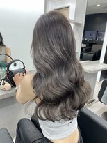 ラピス 新宿(Lapis)&nbsp;ダークシルバーカラー/艶髪/シルバーカラー/髪質改善