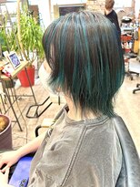 ルーナヘアー(LUNA hair) ハッシュボブ ハイライト ターコイズカラー