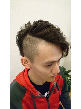 リアム ヘアアンドメイク(liam hair and make) 個性派ツーブロックアシンメトリー