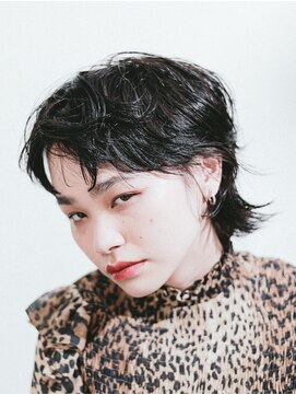 アンドコー(Andco) おしゃれ女子が注目するウルフヘア