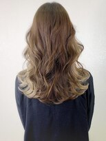 イリス バイ アルティナ 武蔵小杉店(Iris by artina)&nbsp;ミルキーベージュ×インナーカラー【Iris武蔵小杉】