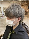 《tomi》くすみグレージュ×ソフトウルフレイヤー