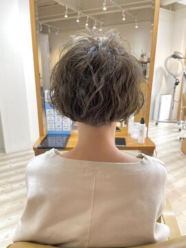 モリオ フロム ロンドン 成増店 刈り上げパーマ