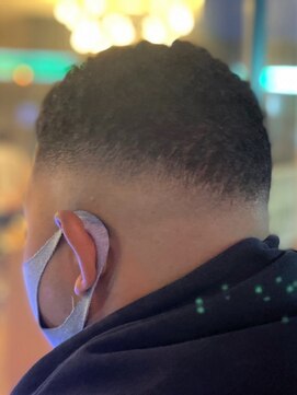 グリーディーフォックス 代々木(Greedy FOX) かき上げヘア/サイドパート/韓国マッシュ/フェードカット/代々木